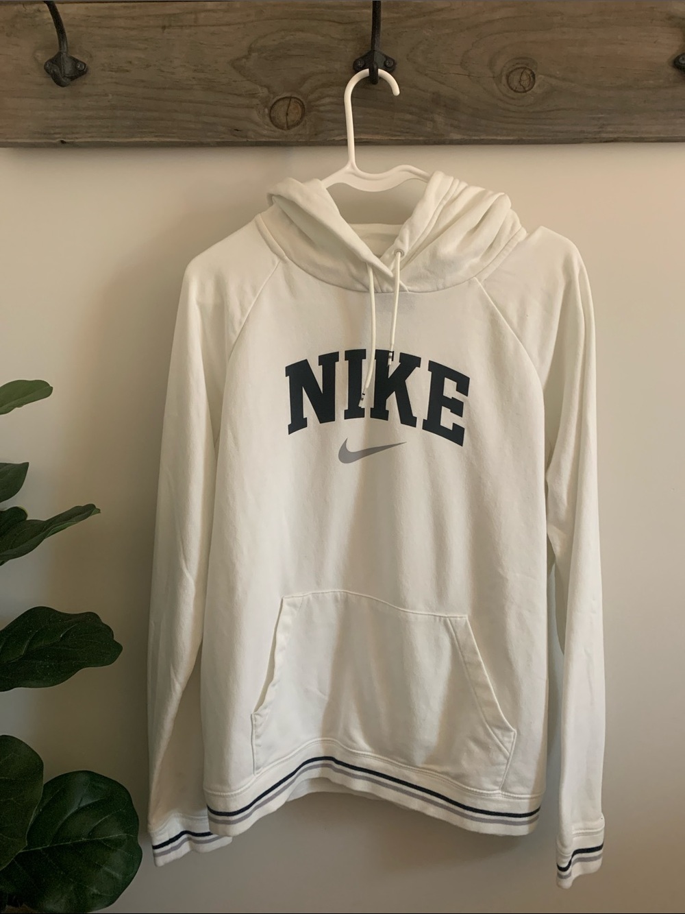 Nike Woman’s White Pullover Hoodie with Navy Logo